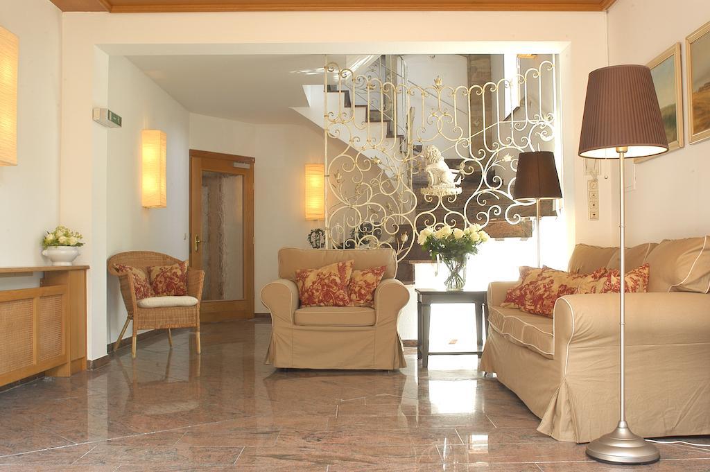 Landgasthof Und Hotel Weisser Lowe Eckental Luaran gambar