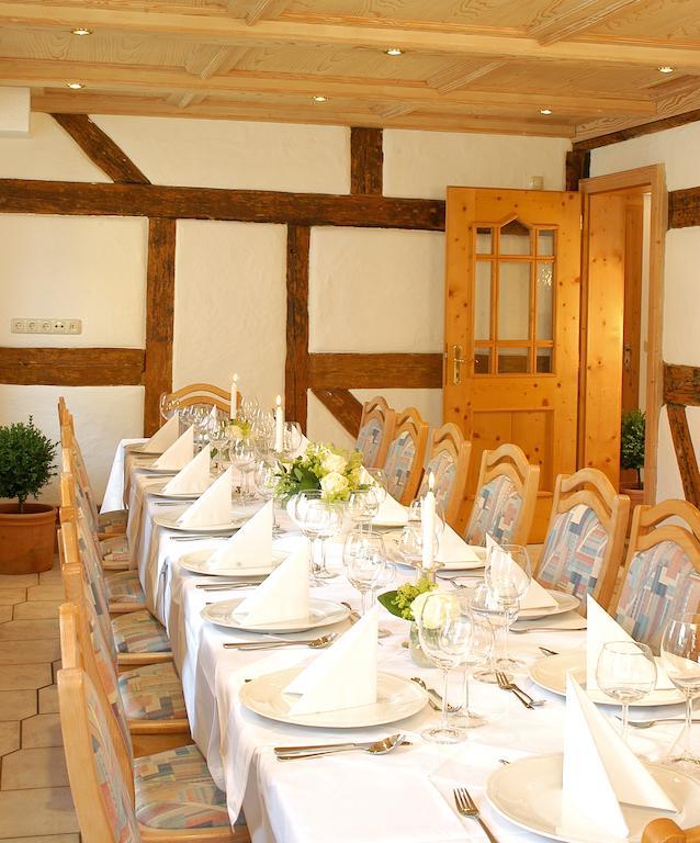 Landgasthof Und Hotel Weisser Lowe Eckental Luaran gambar