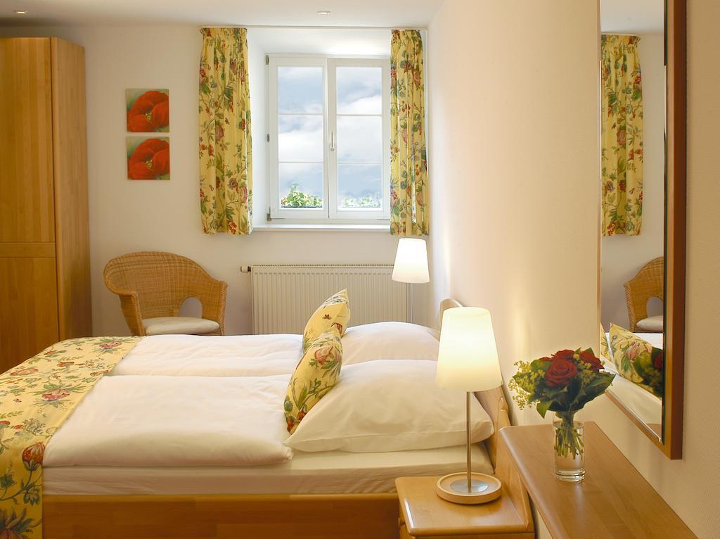 Landgasthof Und Hotel Weisser Lowe Eckental Bilik gambar