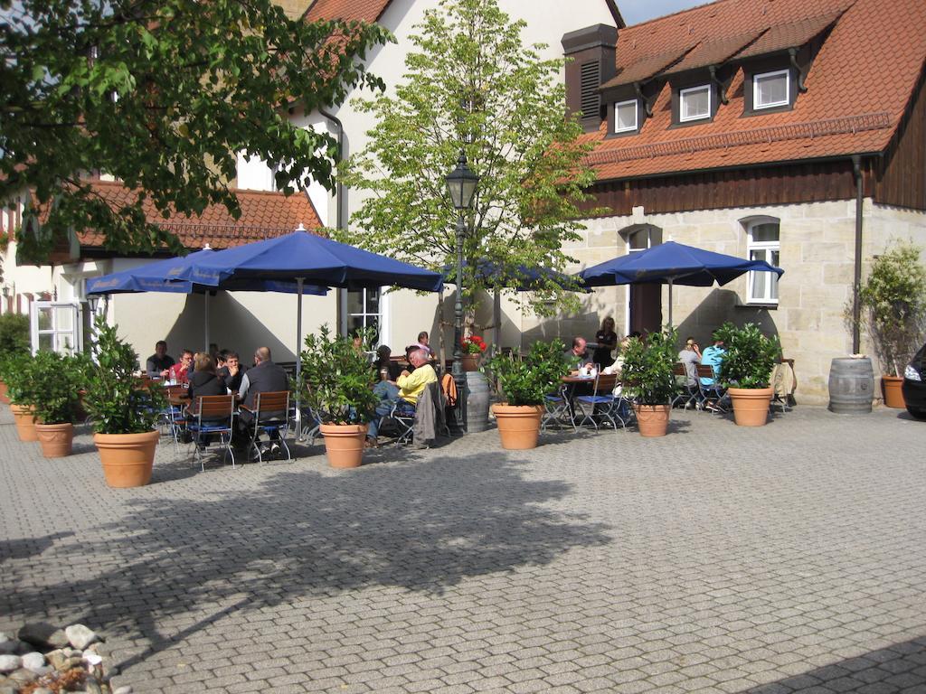 Landgasthof Und Hotel Weisser Lowe Eckental Luaran gambar
